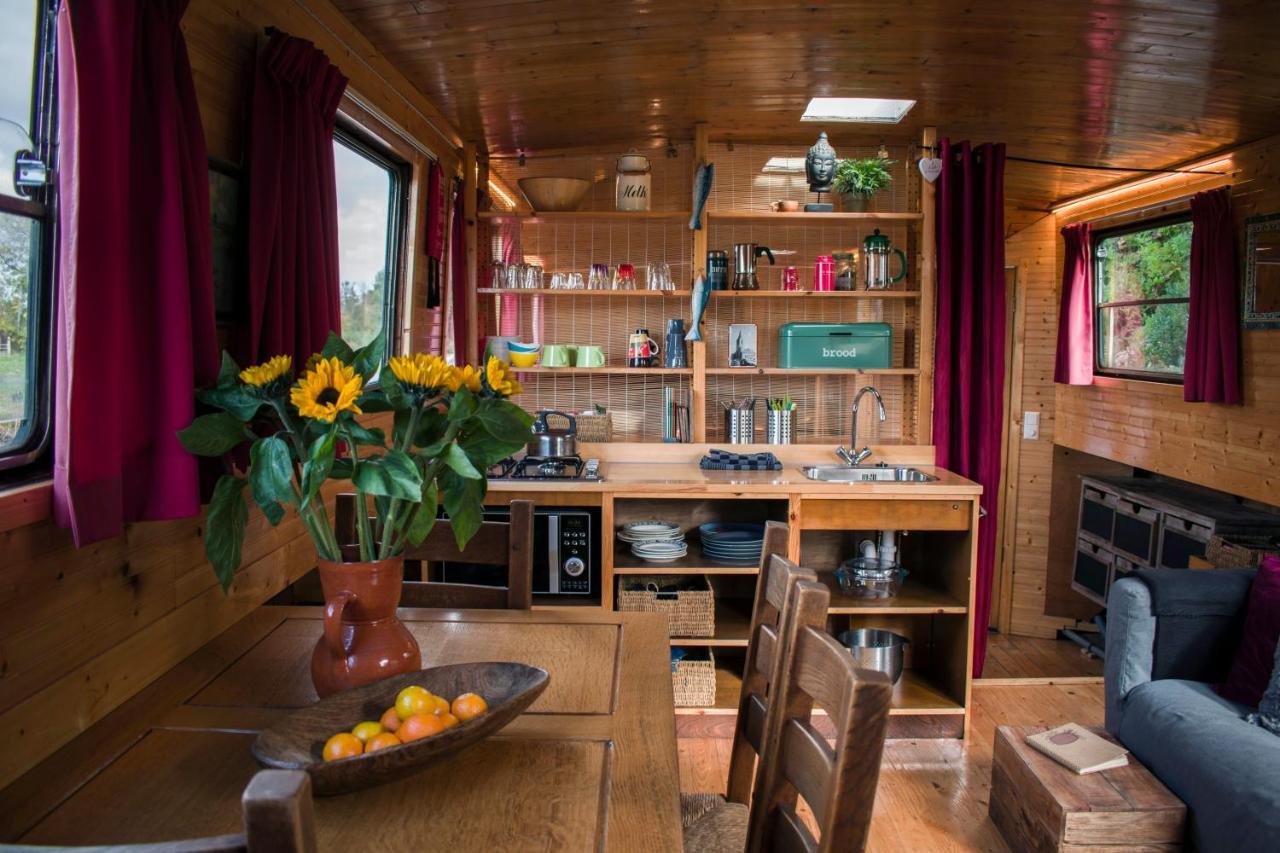 Houseboat วิงเคอวีน ภายนอก รูปภาพ