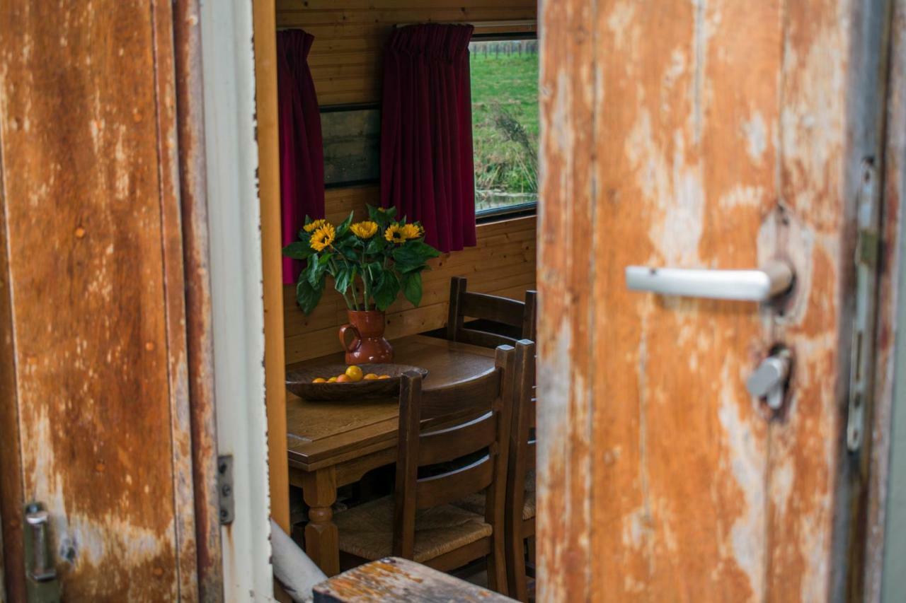 Houseboat วิงเคอวีน ภายนอก รูปภาพ