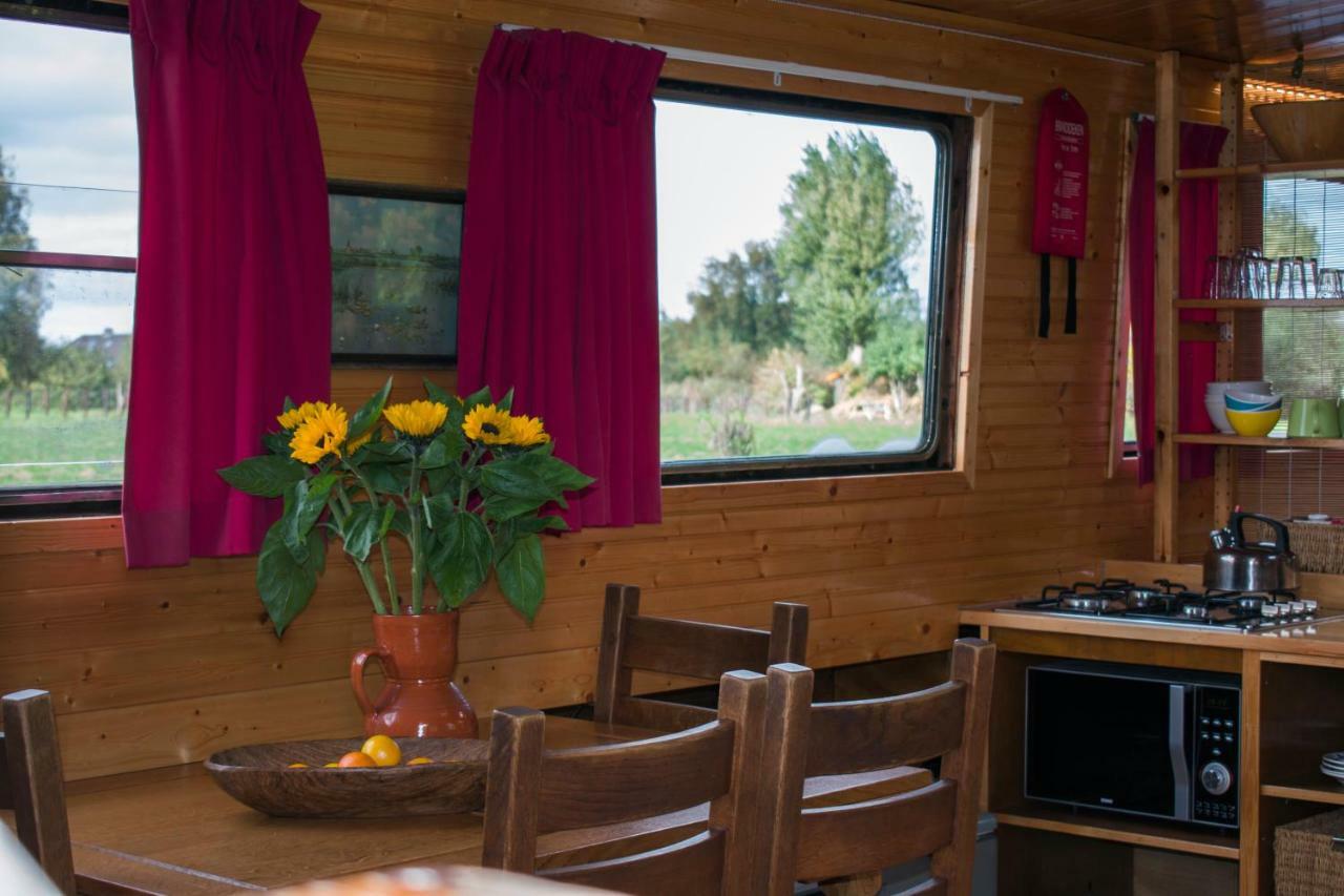 Houseboat วิงเคอวีน ภายนอก รูปภาพ