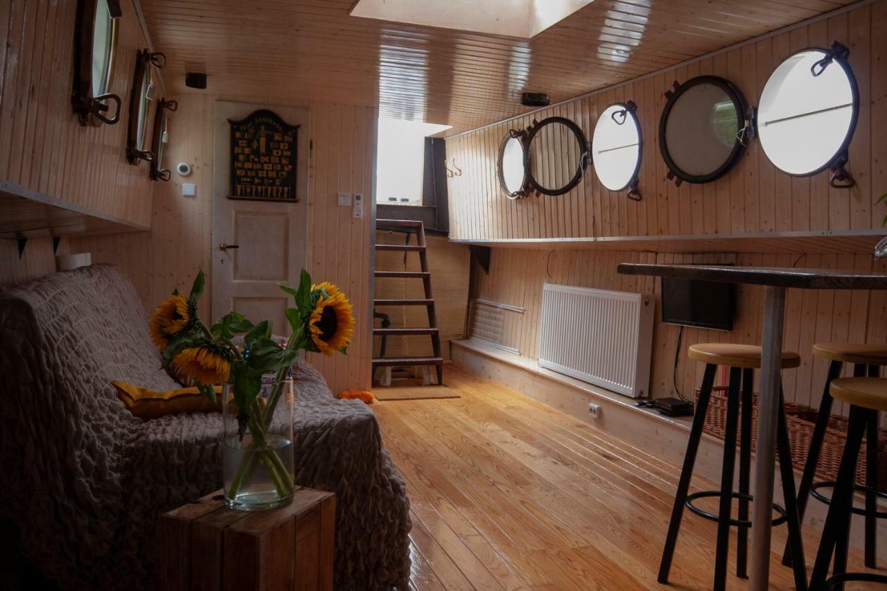 Houseboat วิงเคอวีน ภายนอก รูปภาพ
