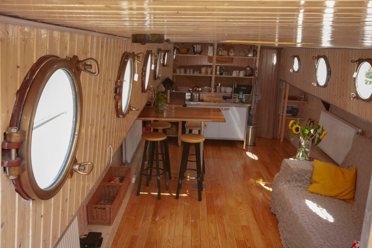 Houseboat วิงเคอวีน ภายนอก รูปภาพ